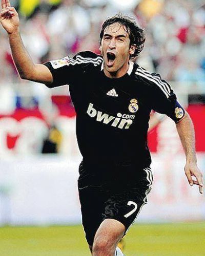 Real Madrid meti� cuatro y ahora va por Barcelona.