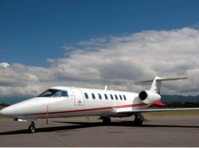 Virulenta reacci�n de Urtubey por denuncias sobre el uso del avi�n