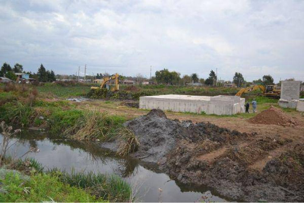 Construcci�n de la Defensa de la Cuenca del Watzenborn