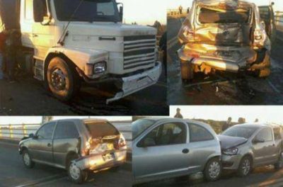 Choque en cadena en el Chaco-Corrientes: tres heridos