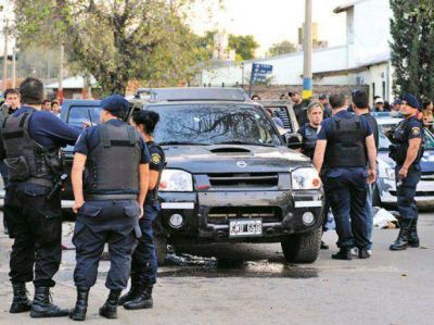 Doble crimen de la 4 x 4: una lesi�n medular mantiene en grave estado a una de las v�ctimas