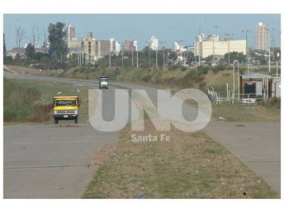 �Hoy pasan 80 camiones por d�a por Blas Parera, antes eran 1.200�