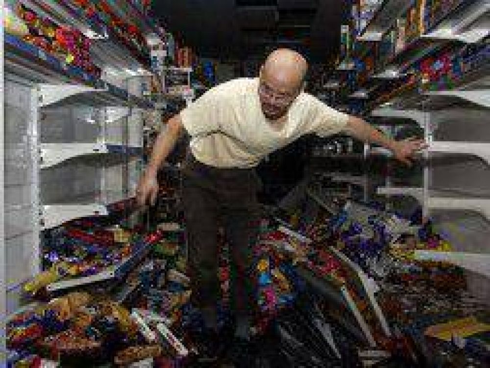 Temporal en La Plata: M�s de 1244 comercios inundados