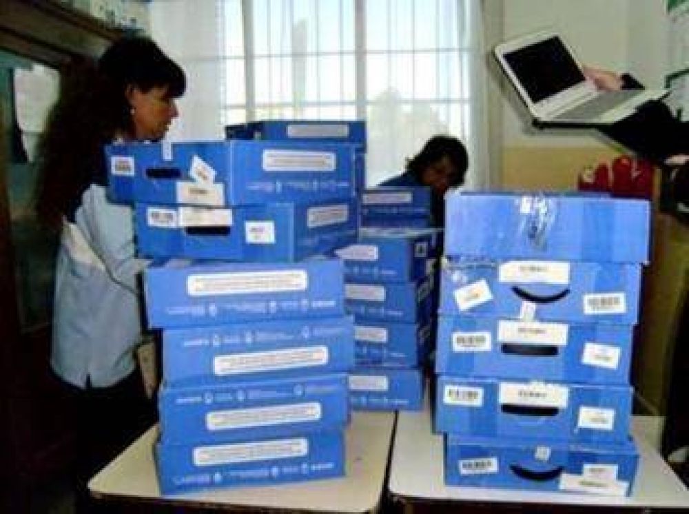 Entregaron 558 netbooks del programa "Conectar-Igualdad"