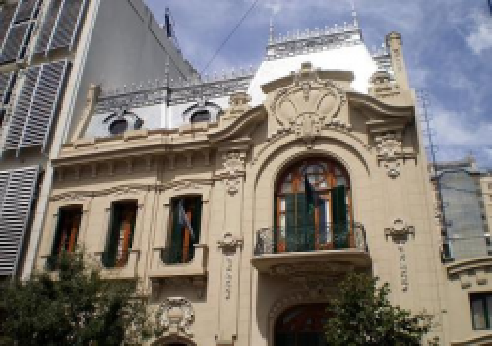 Breitenstein, ante un nuevo conflicto: Realizan una "toma pac�fica" del Ministerio de Producci�n