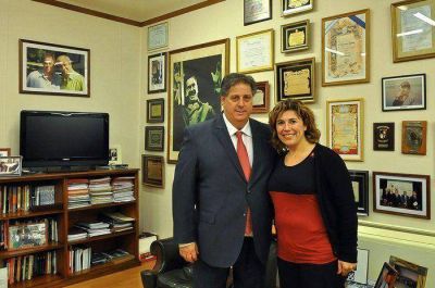 La secretaria Ver�nica G�mez se reuni� con el Ministro de Salud de la Provincia