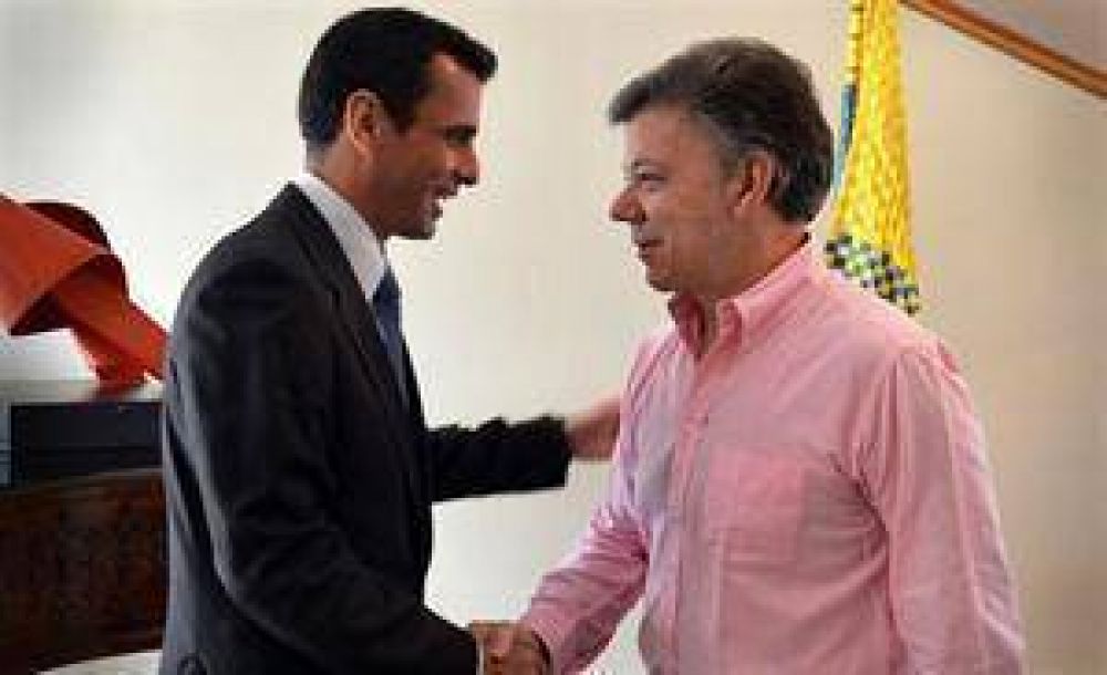 El chavismo, enfurecido con Santos por una reuni�n con Capriles