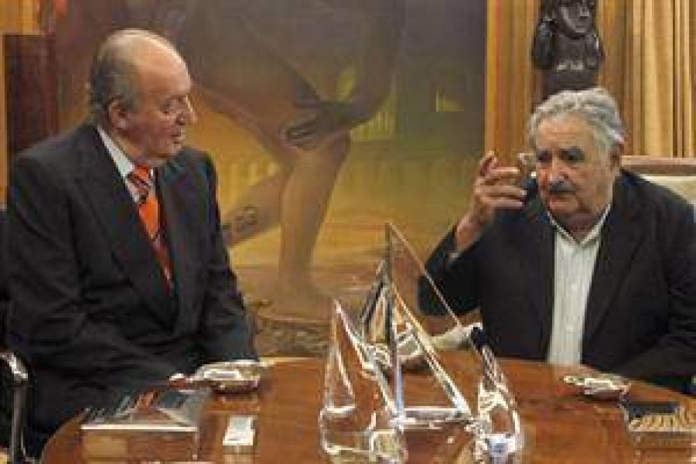 Jos� Mujica llam� "atorrantes" a los uruguayos ante empresarios espa�oles