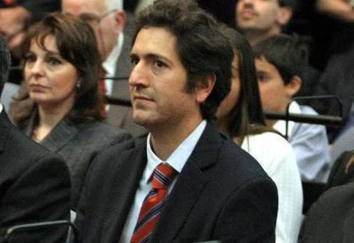 C�mara Federal dictamin� que Casanello investigue a B�ez por la supuesta b�veda