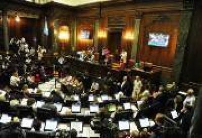 Debaten en la Legislatura porte�a el proyecto de libertad de expresi�n