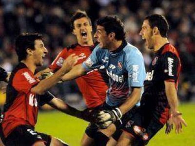 "Hac�a 2 d�as que ten�a decidido no moverme en el penal que tir� Riquelme"