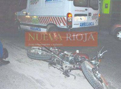 Salv� su vida de milagro al chocar con su motocicleta a un caballo
