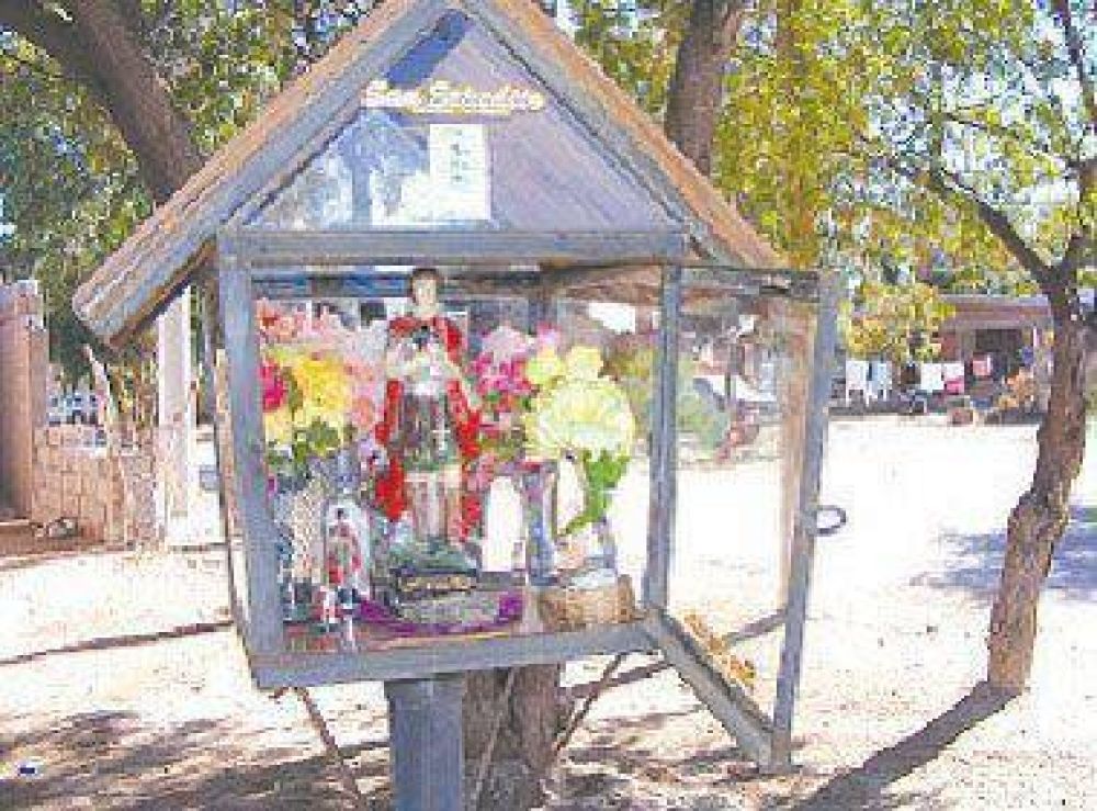 Incre�ble: roban el dinero de la gruta de San Expedito en Chepes