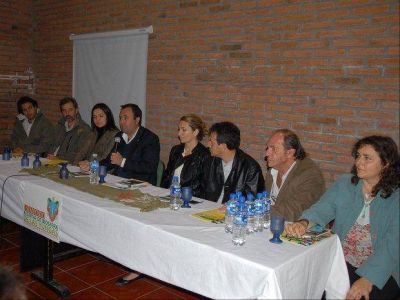 Comenz� el �I Simposio de Reserva de Bi�sfera�