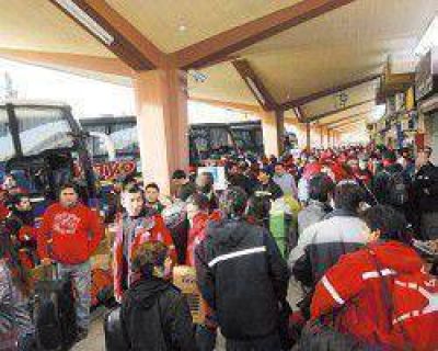 Un hombre muri� en la Terminal y dicen que desde el hospital no lo ayudaron