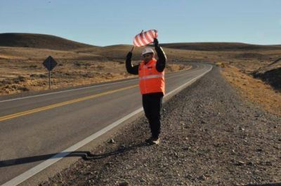 Trabajos de bacheo sobre la ruta nacional N�3