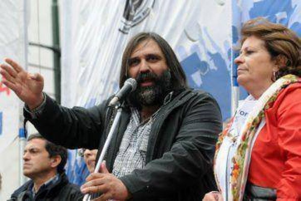 Scioli denunciar� a Baradel y Petrocini