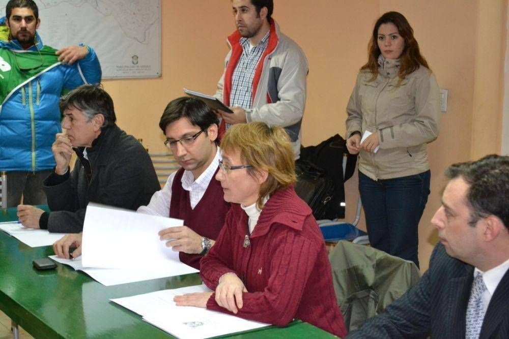 Consejo Econ�mico y Social: compromisos de los actores para preservar la paz social y las instituciones