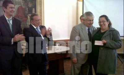 Presentaron el boleto gratuito para embarazadas en l�neas comunales