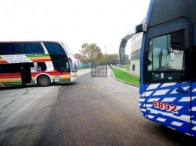 La UTA amenaza con un nuevo paro de micros de larga distancia
