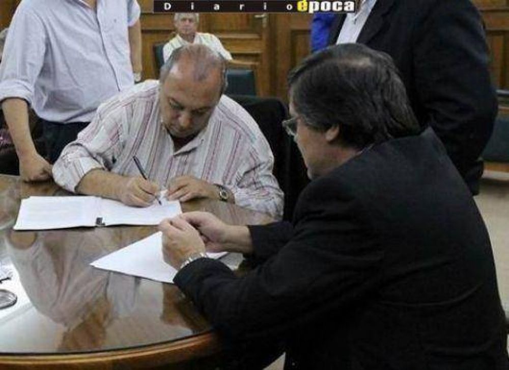 Gobierno y Luz y Fuerza acordaron recomposici�n del 24% para 2013