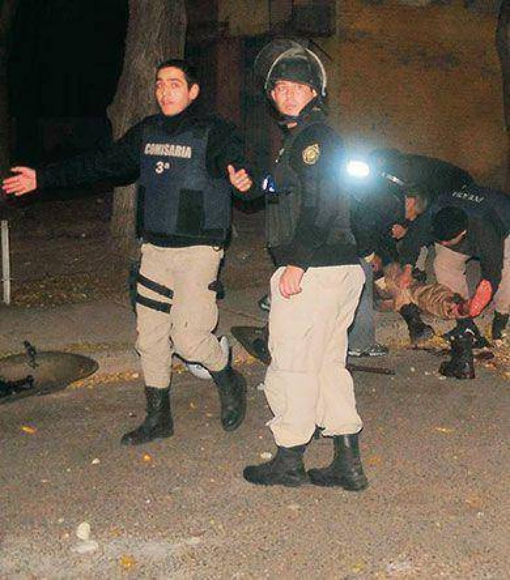Operativo en Barrio Malvinas 