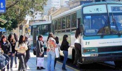 Incorporar�n m�s unidades al transporte urbano en Paran�