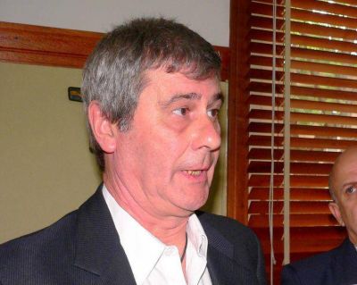 ING. D�AS: �HAB�A UN FONDO AFECTADO QUE VINO EN LA �POCA EN QUE SE HIZO EL MONUMENTO�