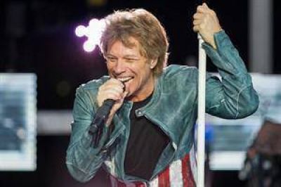 Por la crisis espa�ola, Bon Jovi no cobra su cachet