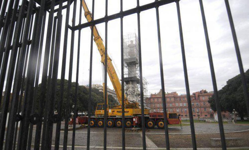 Por orden de la justicia, no se mover� el monumento a Col�n