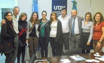 UNDAV: estudiantes universitarios neoyorkinos comienzan sus pasant�as en la Universidad