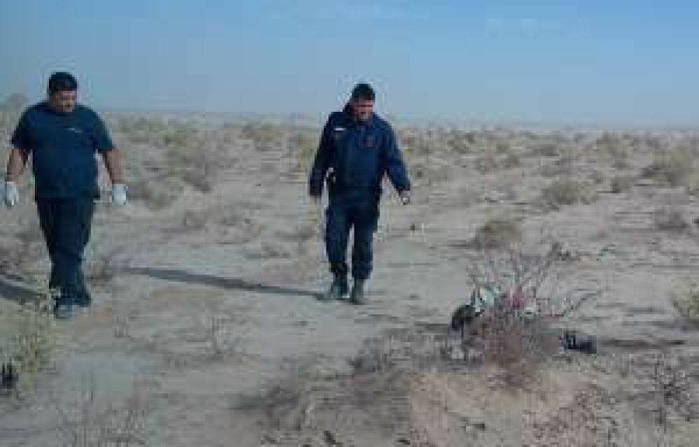 Misterio por un hombre que hallaron muerto en el campo