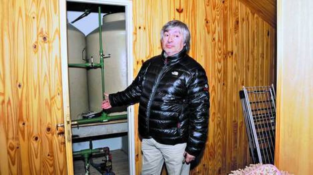 Indagar�n a B�ez por extorsi�n contra el ex due�o de �La Rosadita�