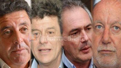S�per s�bado de definiciones de la oposici�n entrerriana	 