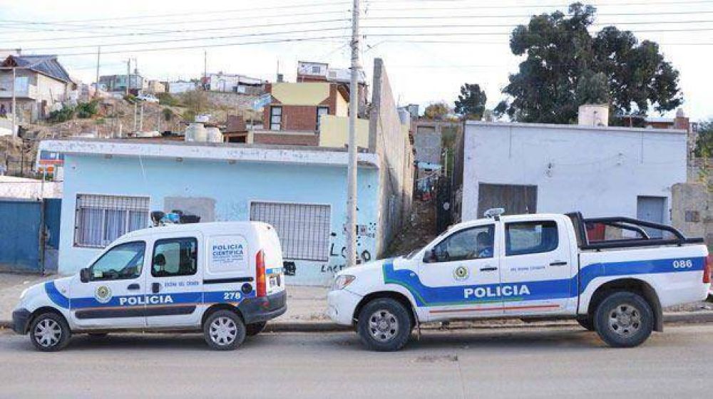 Le allanan al �Pollito� Barrientos y recuperan elementos robados