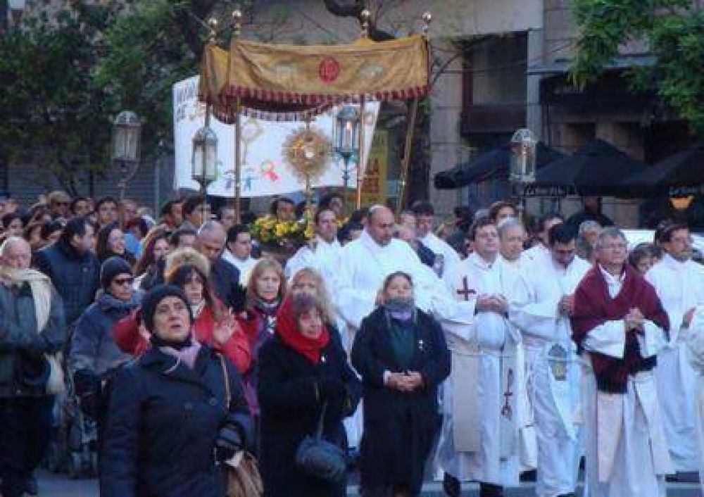 Los cat�licos celebran este s�bado la solemnidad de Corpus Christi
