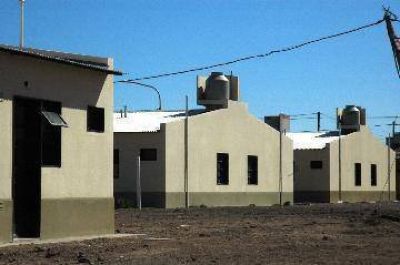 Casas para perjudicados por viales en Viedma