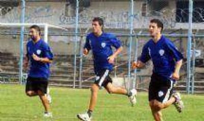 Gimnasia y Tiro va delineando el equipo titular