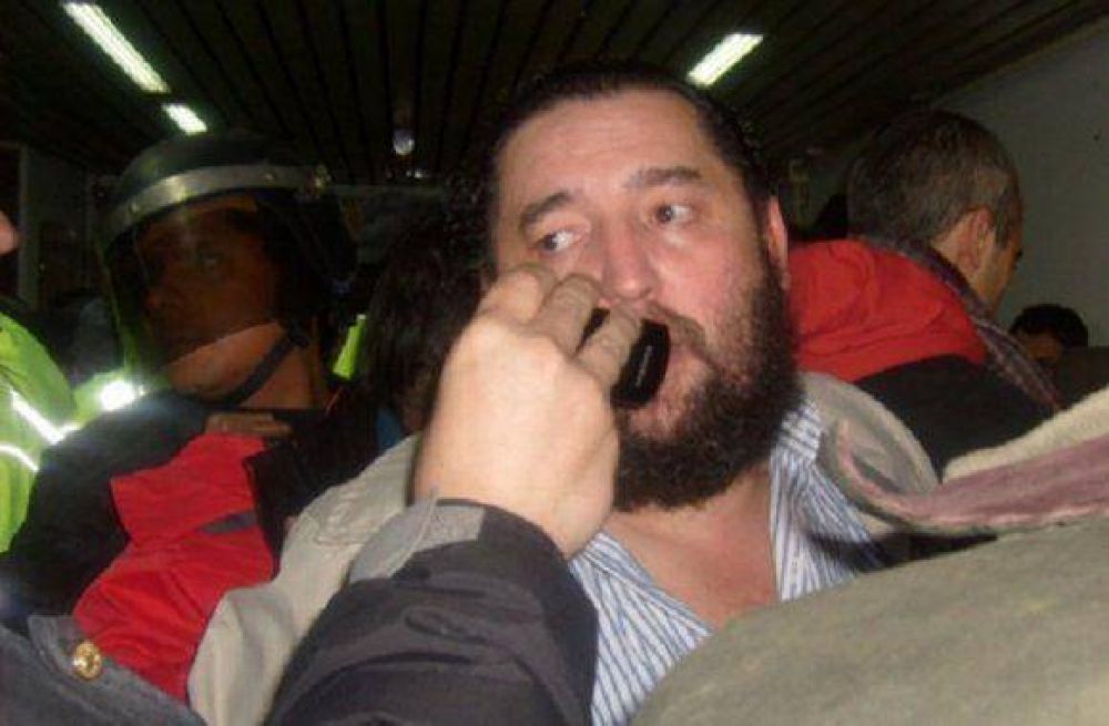 Barrientos tambi�n carg� contra el Gobierno