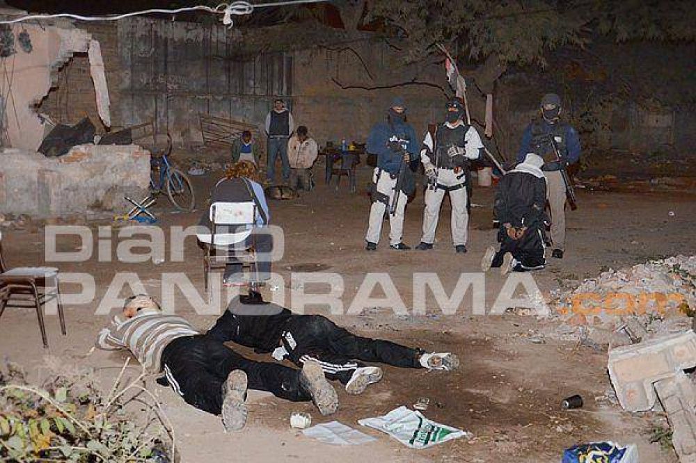 Detienen a seis personas y secuestran marihuana y coca�na en un operativo