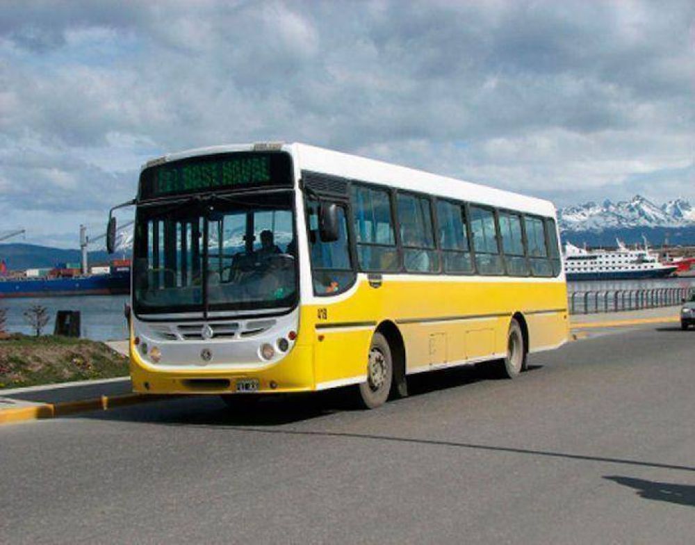 Dos empresas adquirieron pliegos para la licitaci�n del transporte