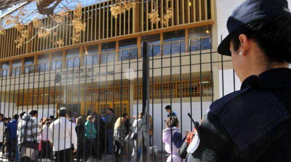 Habr� un reglamento para retirar a los chicos de la escuela