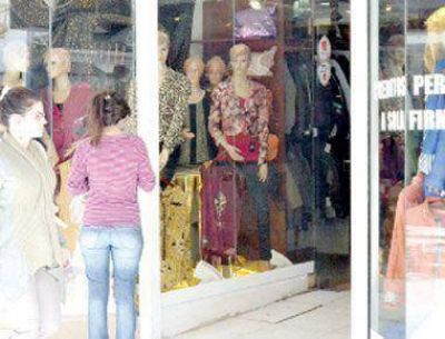 Las ventas en el comercio capitalino cayeron un 40%