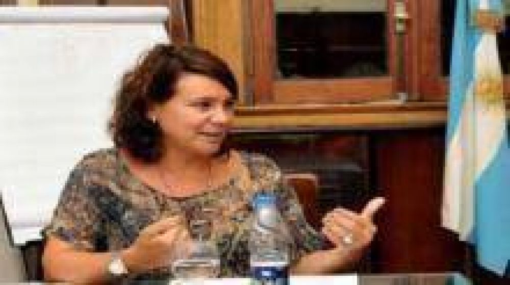 La secretaria de Desarrollo Rural y Agricultura Familiar de la Naci�n, Carla Campos Bilbao apoyo gestion de Insfran