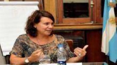 La secretaria de Desarrollo Rural y Agricultura Familiar de la Naci�n, Carla Campos Bilbao apoyo gestion de Insfran