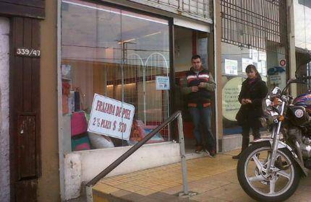 R�cord en el Puerto: �6 robos en cuatro d�as en el sector comercial! � Si esto no es �Zona Liberada�, que es�?