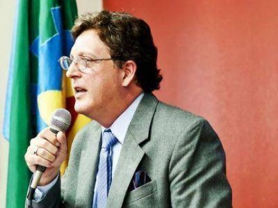 Rizzi propone acci�n solidaria el d�a que opinar� el pueblo marplatense y batanense 