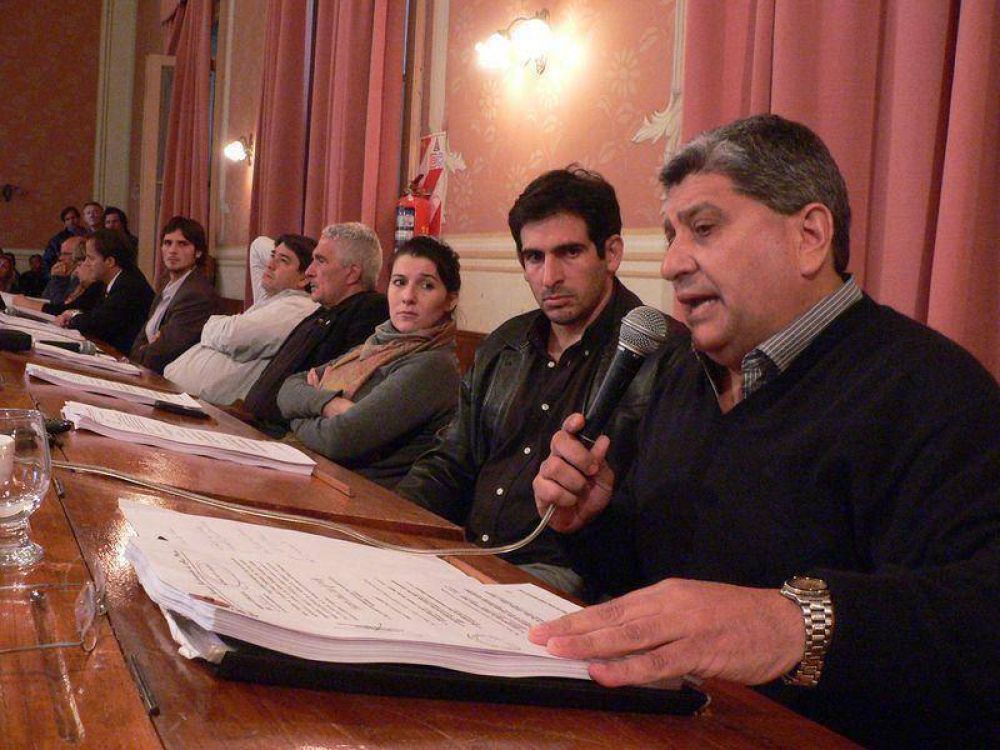 HCD: GUACONE DEBER� ENFRENTAR LA INVESTIGACI�N Y NO PODR� AUMENTAR LAS TASAS