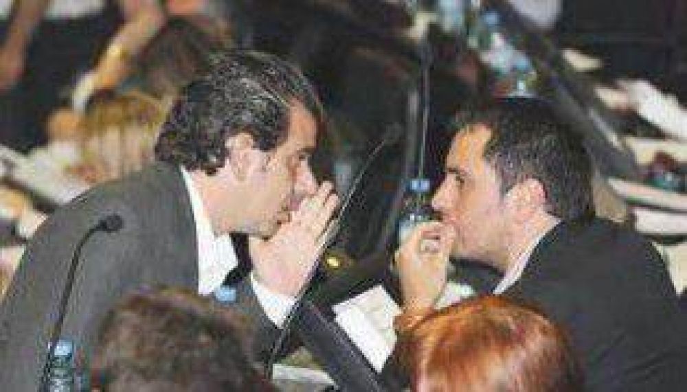 Contin�a la pol�mica Pro- k por el Monumento a Col�n