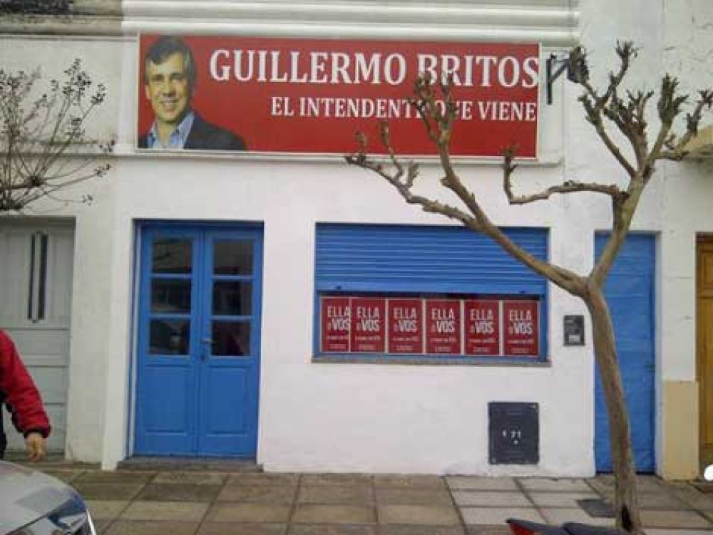 Britos inaugura local en Moquehu� y habr� un show de Sergio Denis 